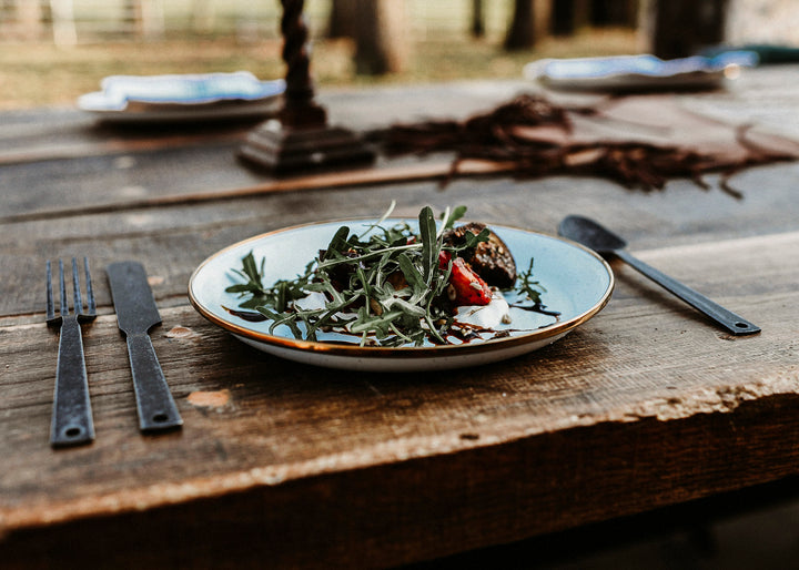 Enamel Camping Dishes: Our Favorite Outdoor Dinnerware