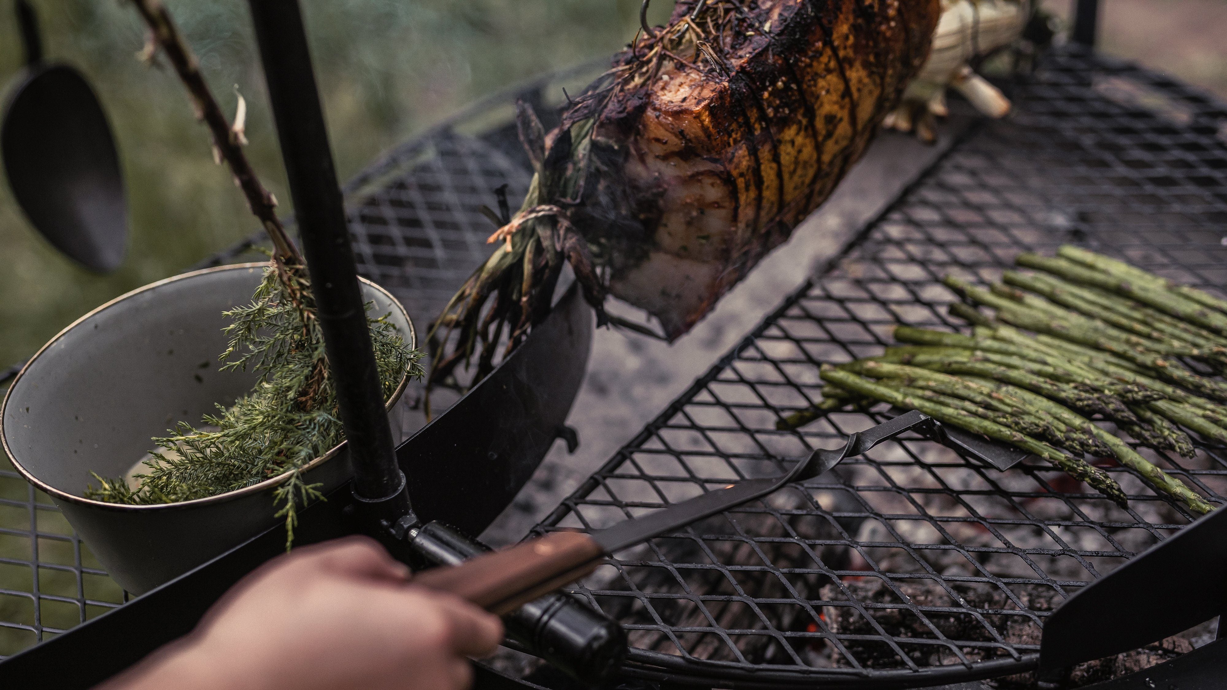 Barebones Cowboy Fire Pit Grill - 30