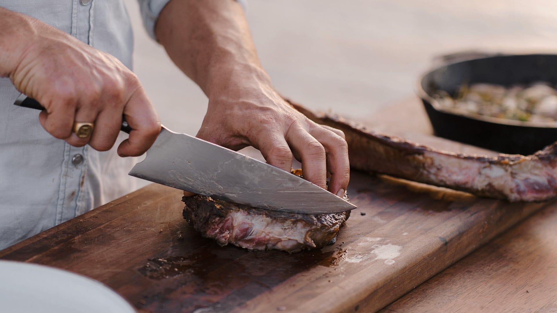 Knives – Barebones