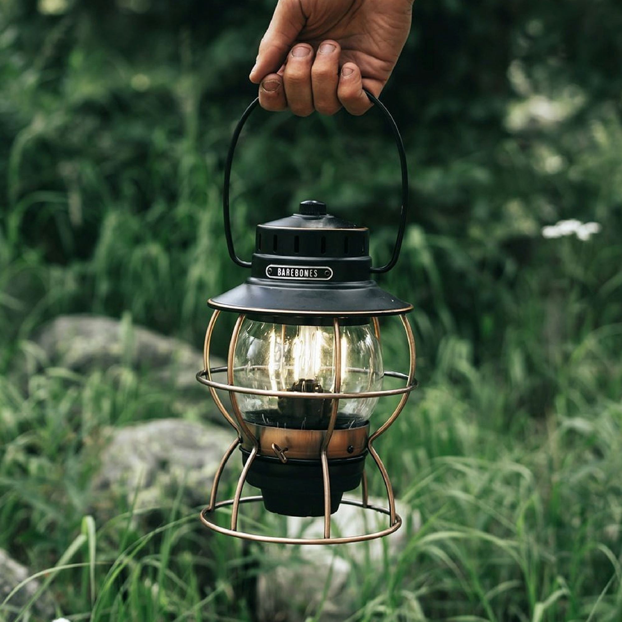 Barebones OUTPOST LANTERN VINTAGE WHITE, Tafellampen Elektrisch, Wit Barebones OUTPOST LANTERN VINTAGE WHITE, Tafellampen Elektrisch, Wit