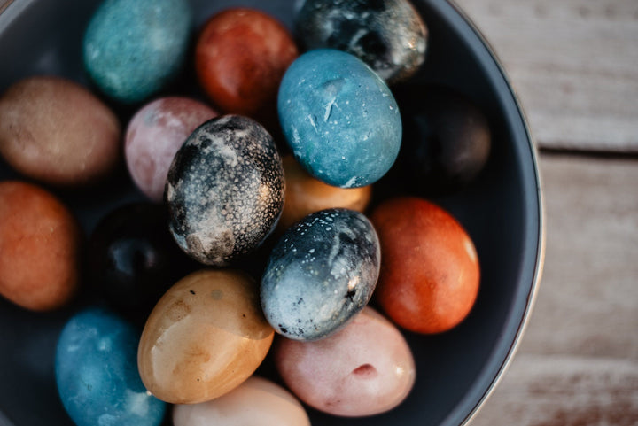 How To Dye Easter Eggs Naturally