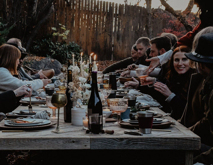 A 10-Step Guide to Planning an Outdoor Dinner Party